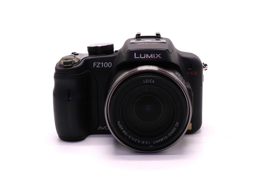 Panasonic Lumix DMC-FZ100 в упаковке