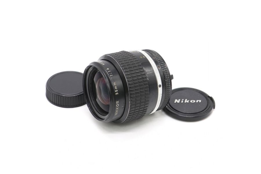 Nikon 35mm f/1.4 Nikkor б.