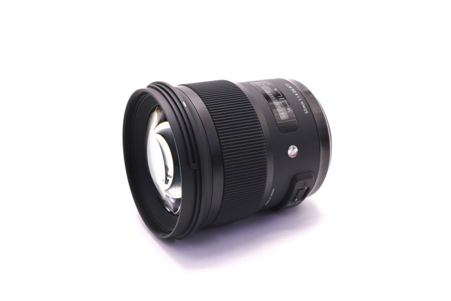 Sigma AF 50mm f/1.4 DG HSM Art Nikon F в упаковке