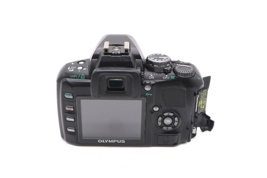 Olympus E-410 body (пробег 21600 кадров)