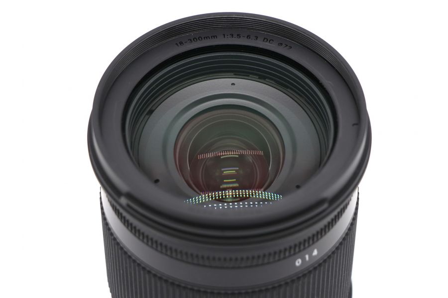 Sigma AF 18-300mm f/3.5-6.3 DC MACRO OS HSM for Canon в упаковке