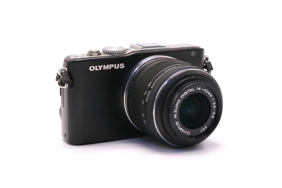 Olympus pen E-PL3 kit (пробег 8300 кадров)