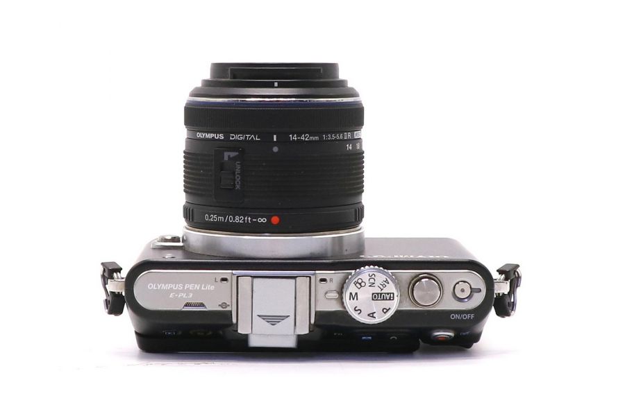 Olympus pen E-PL3 kit (пробег 8300 кадров)