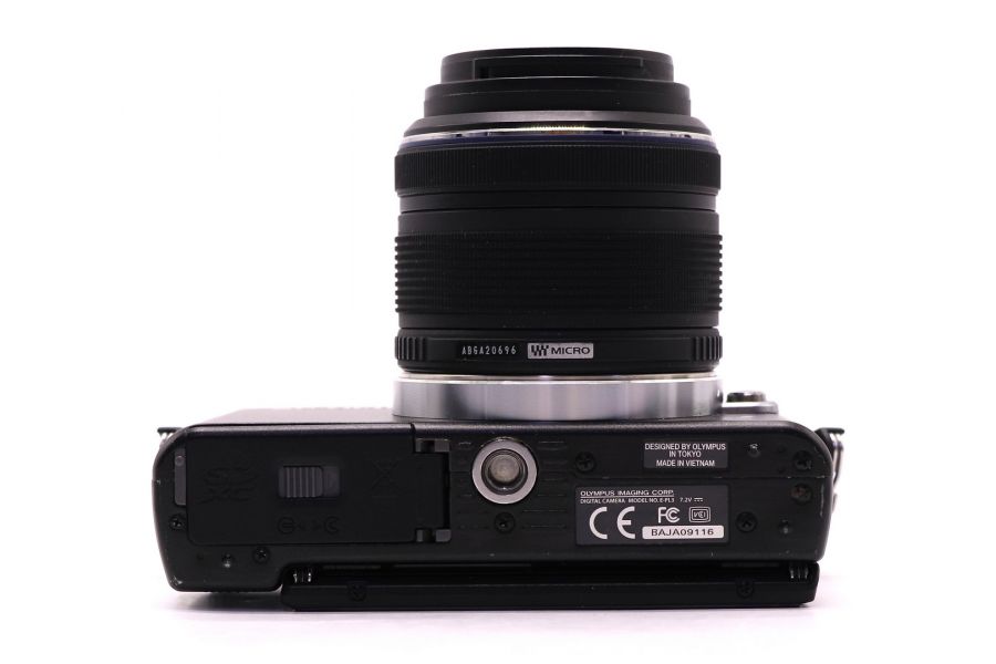 Olympus pen E-PL3 kit (пробег 17500 кадров)