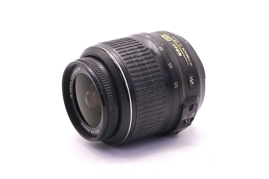 Nikon 18-55mm f/3.5-5.6G AF-S VR DX Nikkor (Thailand, 2009)