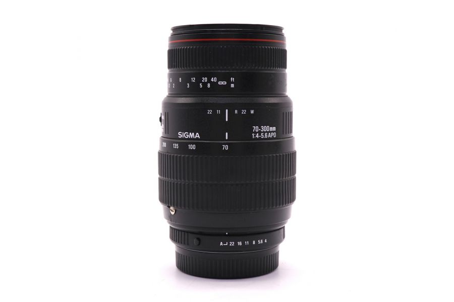 Sigma AF 70-300mm f/4-5.6 APO Macro for Pentax K