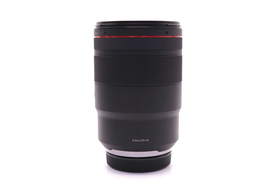 Canon RF 135mm f/1.8L IS USM в упаковке