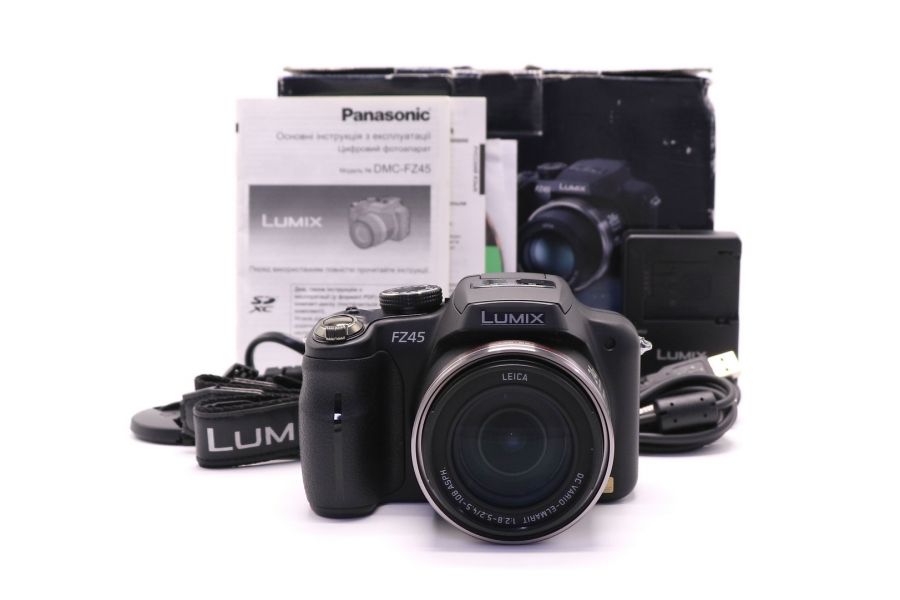 Panasonic Lumix DMC-FZ45 в упаковке