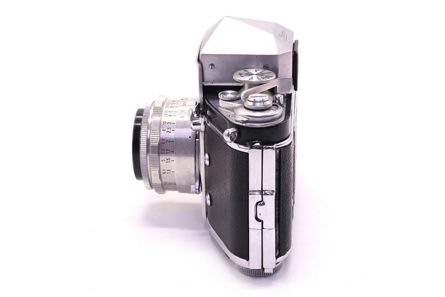 Exakta Varex VX + Tessar 2.8/50 (Germany, 1953)