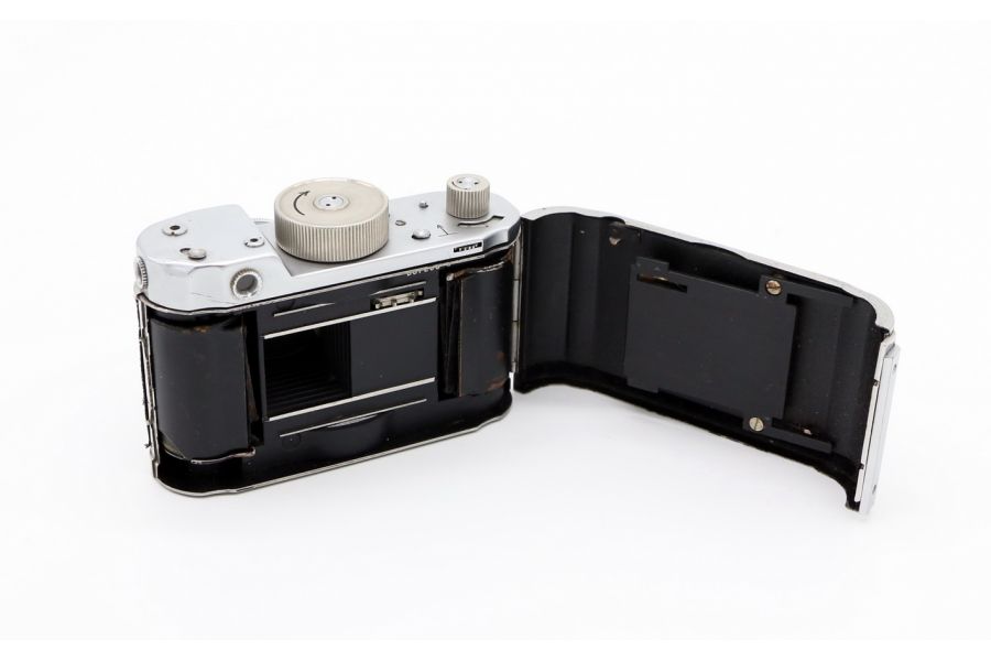 Robot II + Tessar 2.8/3,75cm (Germany, 1938)