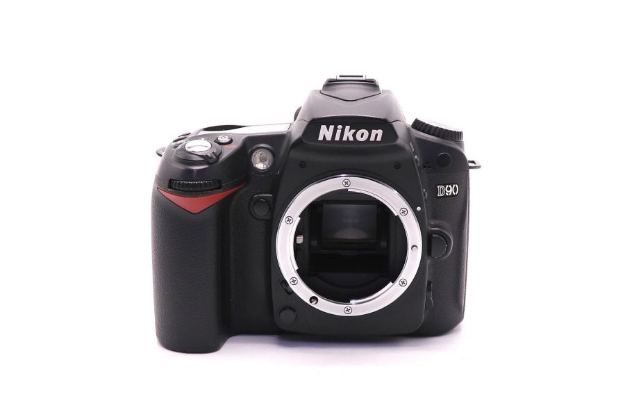 Nikon D90 body (пробег 28380 кадров)