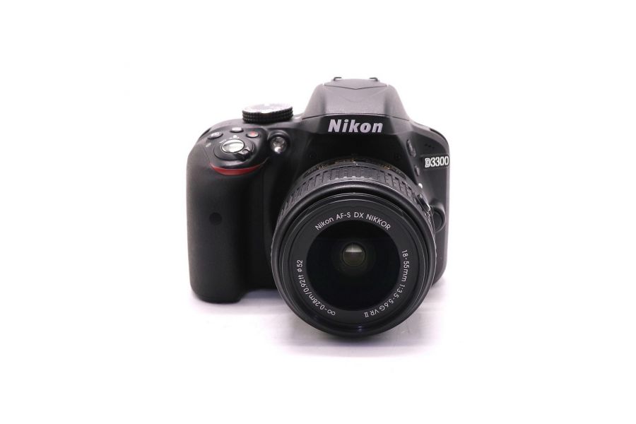 Nikon D3300 kit в упаковке (пробег 555 кадров)