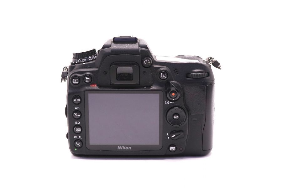 Nikon D7000 body (пробег 65345 кадров)