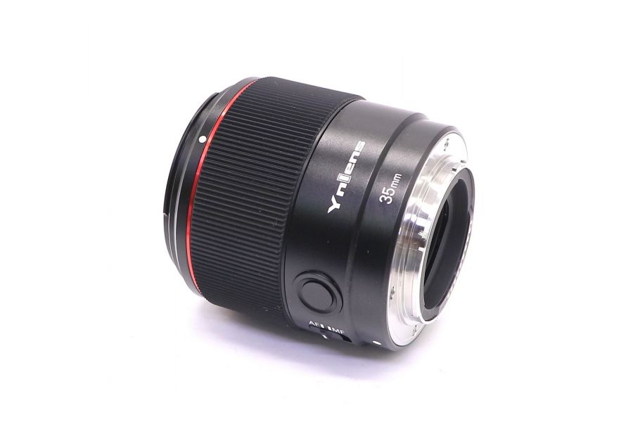 Yongnuo Ynlens 35mm F2S DF DSM в упаковке