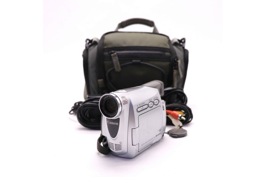 Цифровая видеокамера формата MiniDV Canon MV800i