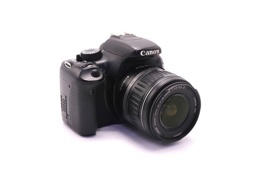 Canon EOS 550D kit (пробег 30125 кадров)