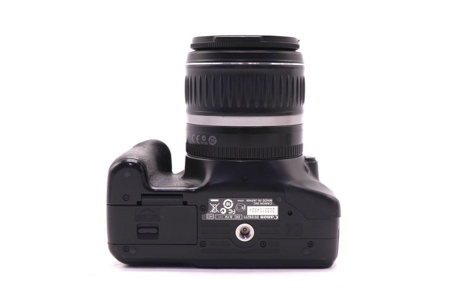 Canon EOS 550D kit (пробег 30125 кадров)