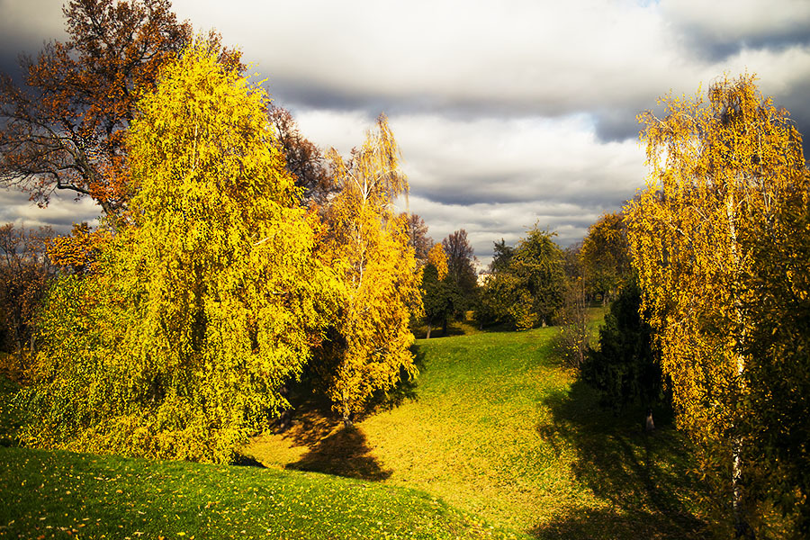 Tokina RMC 35-105mm f/3.5-4.3