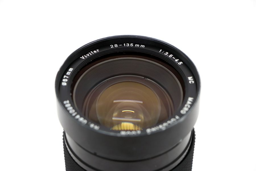 Vivitar MC 28-135mm f/3.5-4.5 Macro Focusing Zoom for Canon FD