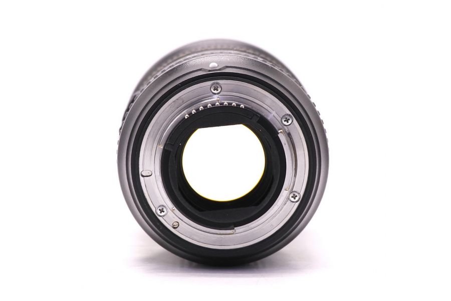 Nikon 24-70mm f/2.8E ED VR AF-S Nikkor (Japan, 2015)