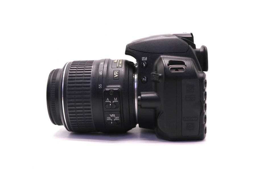 Nikon D3100 kit (пробег 12595 кадров)