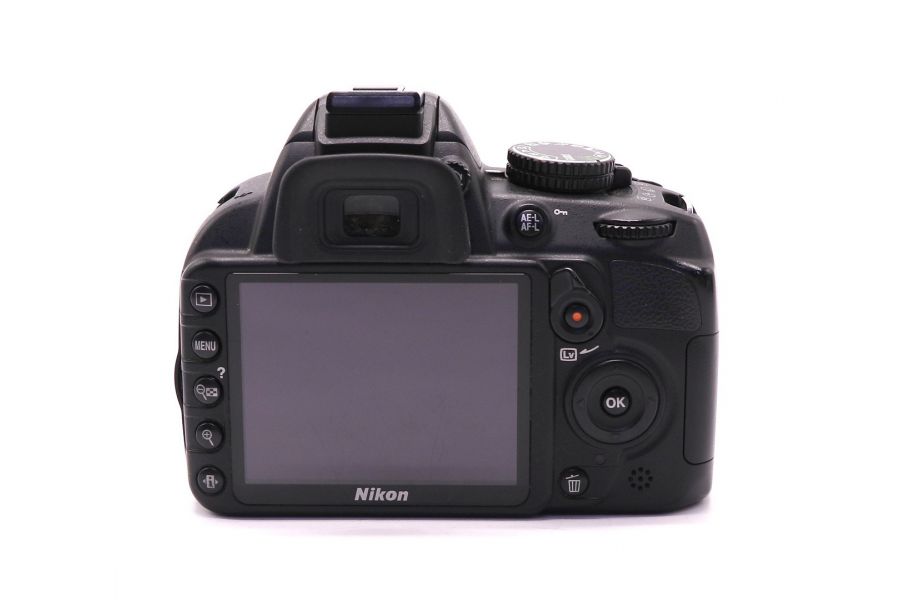 Nikon D3100 kit (пробег 12595 кадров)