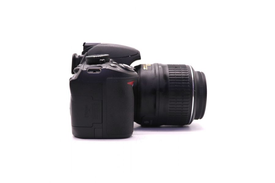 Nikon D3100 kit (пробег 3650 кадров)