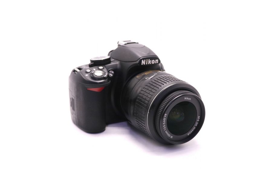 Nikon D3100 kit (пробег 3650 кадров)