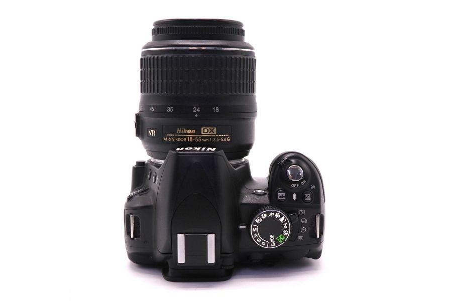 Nikon D3100 kit (пробег 12595 кадров)