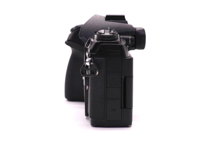 Olympus OM-D E-M1 Mark II body (пробег 41000 кадров)