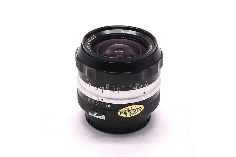 Объектив Nikon Nikkor-N.C Auto 2.8/24mm (Japan)