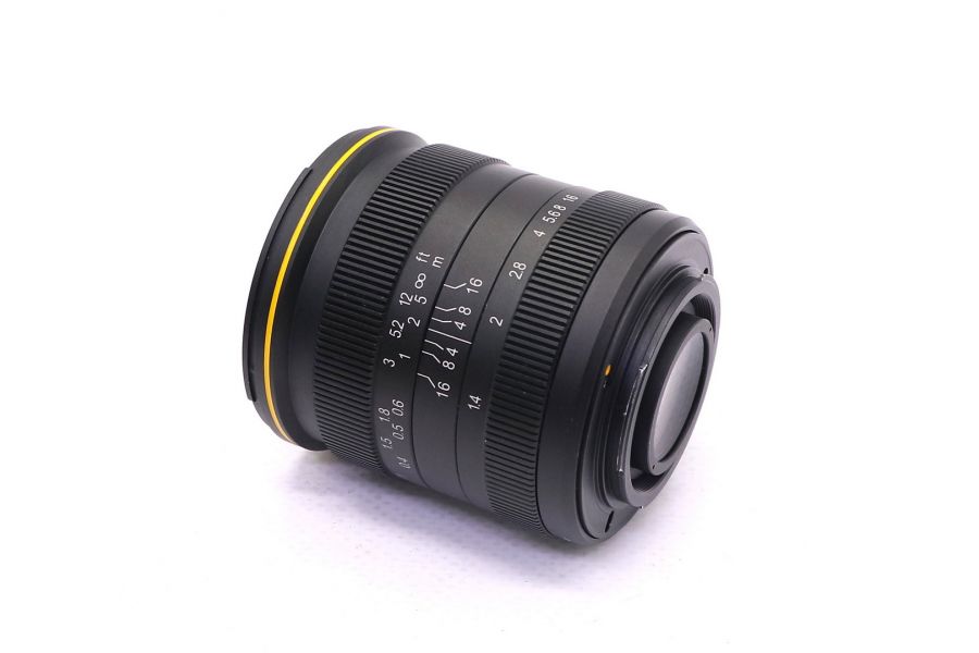 KamLan 28mm f/1.4 Micro 4/3