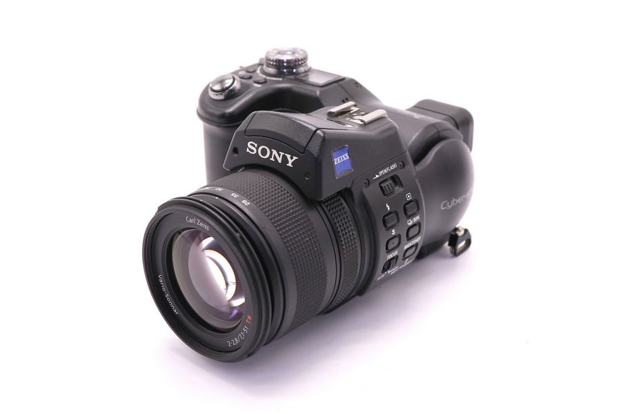 Sony Cyber-shot DSC-F828