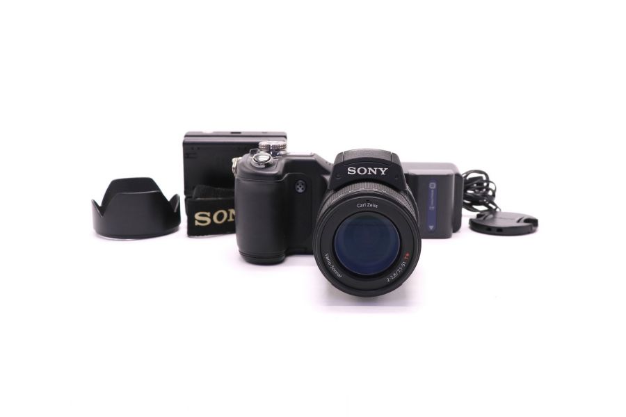 Sony Cyber-shot DSC-F828