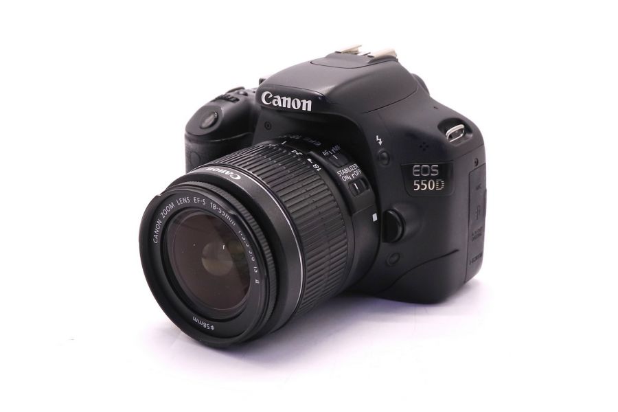 Canon EOS 550D kit в упаковке (пробег 17555 кадров)