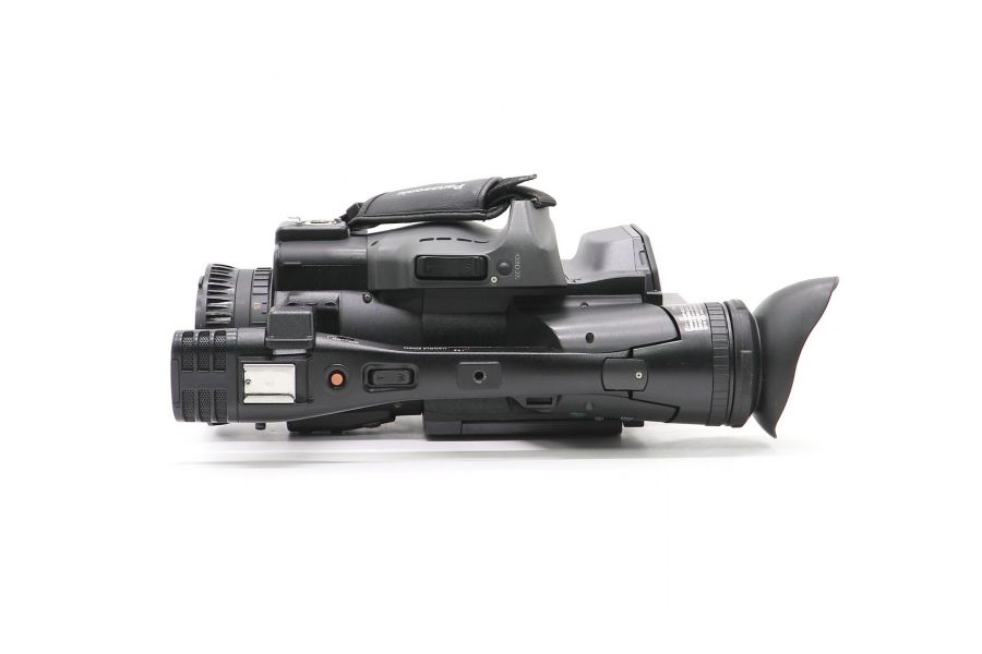 Видеокамера Panasonic AG-HMC154ER