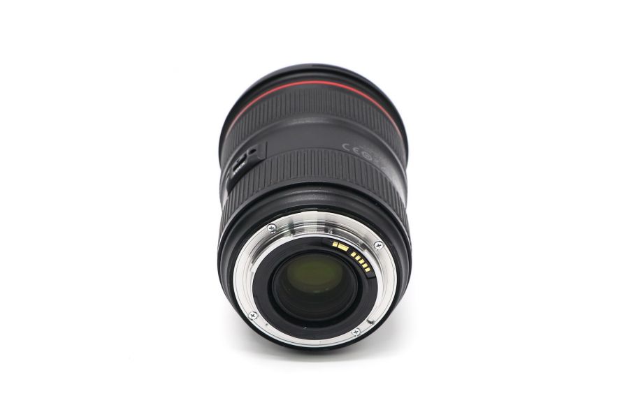 Canon EF 24-70mm f/2.8 L II USM в упаковке