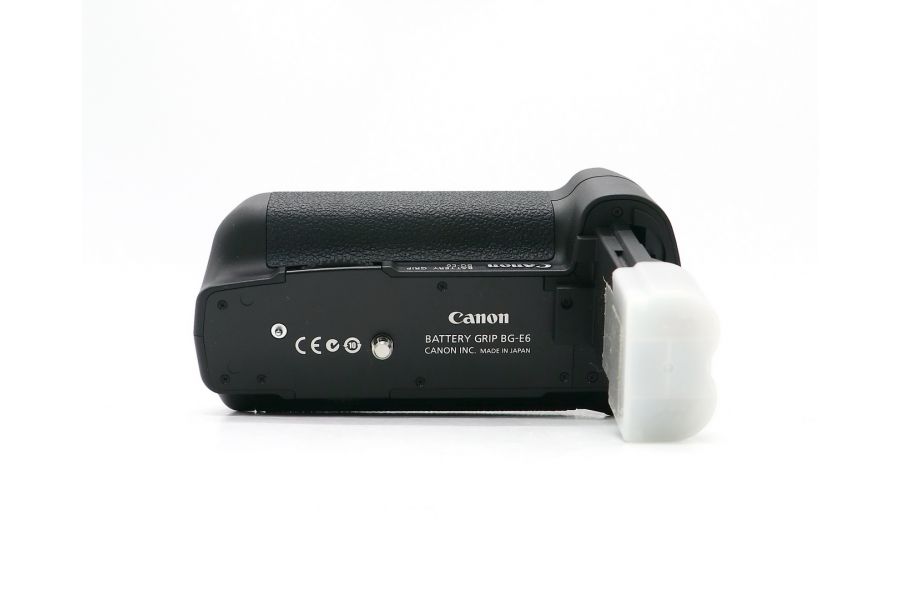Батарейная ручка Canon BG-E6 в упаковке