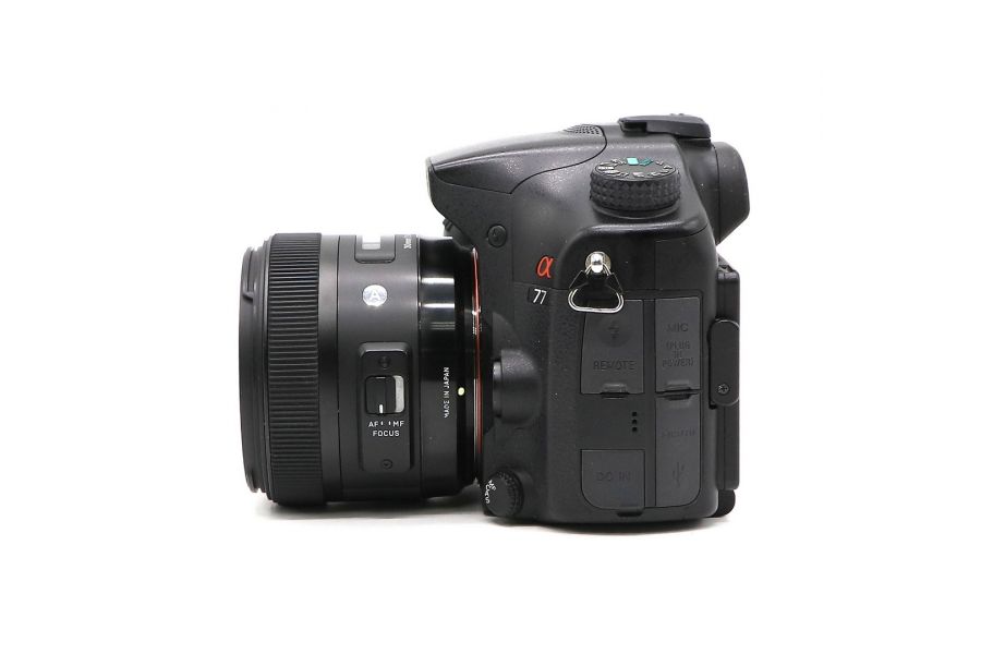 Sony A77 kit AF 30mm f/1.4 DC Art Sony A