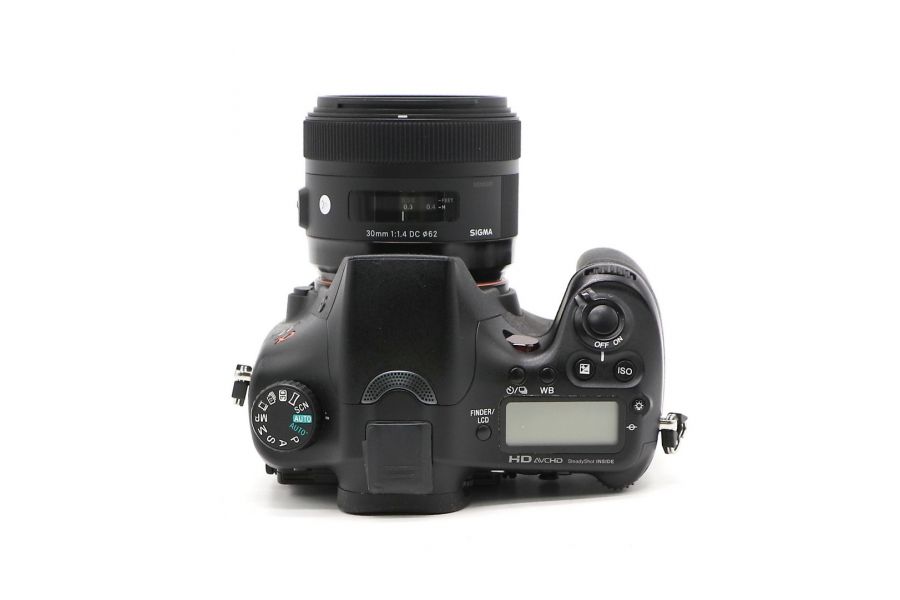 Sony A77 kit AF 30mm f/1.4 DC Art Sony A