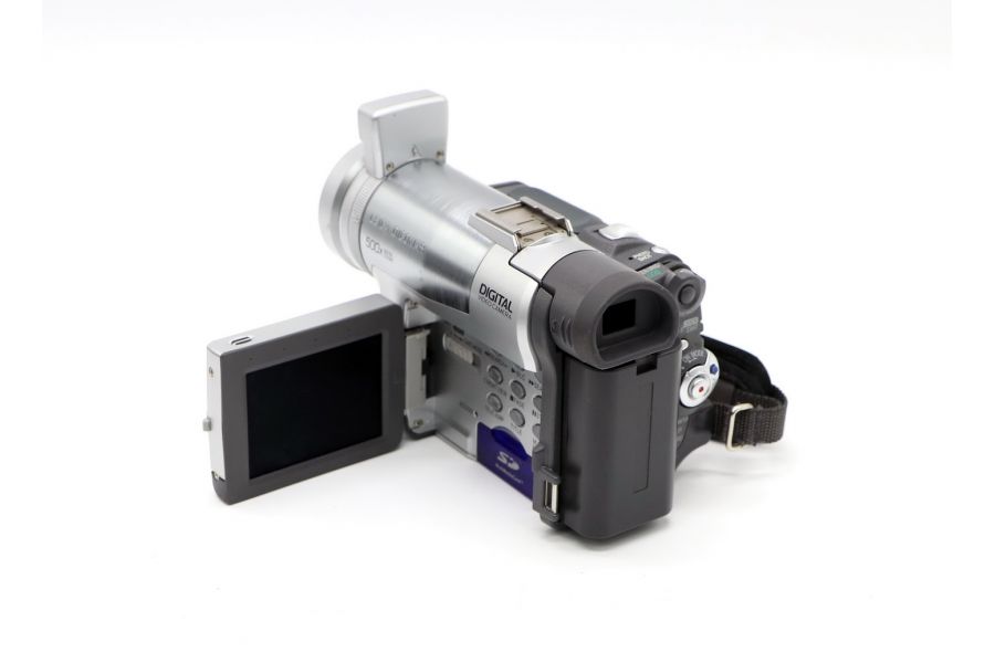 Видеокамера Panasonic NV-GX7EN