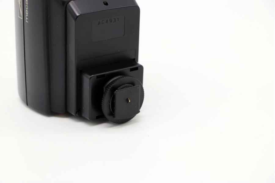 Фотовспышка Metz Mecablitz 32 Z-2