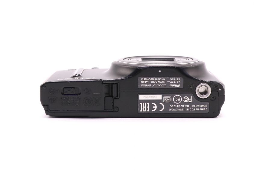 Nikon Coolpix S9600