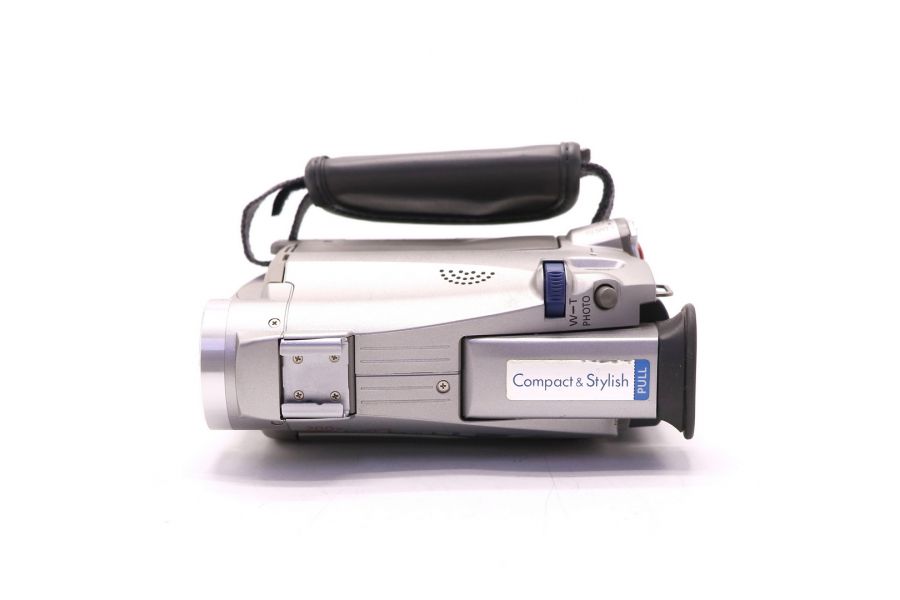 Видеокамера Canon MV400i 