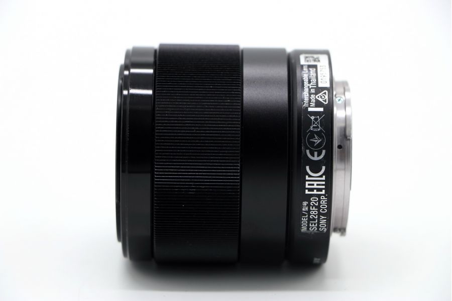 Sony FE 28mm f/2 (SEL28F20)
