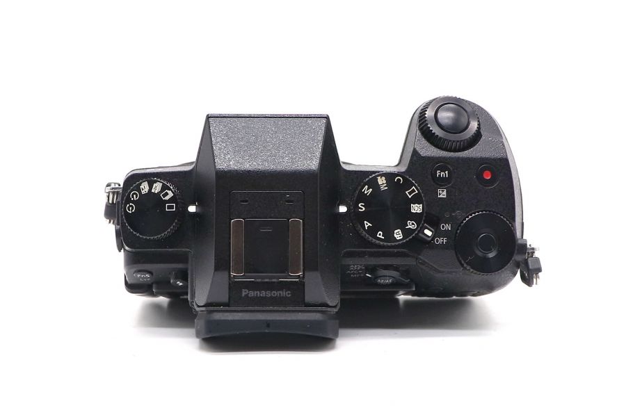 Panasonic Lumix DMC-G70H body в упаковке (пробег 8880 кадров)