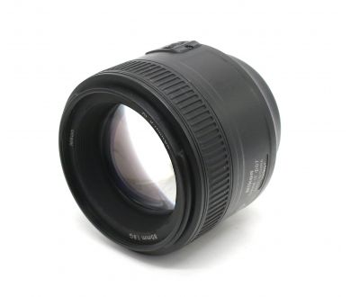 Nikon 85mm f/1.8G AF-S Nikkor (China, 2014)