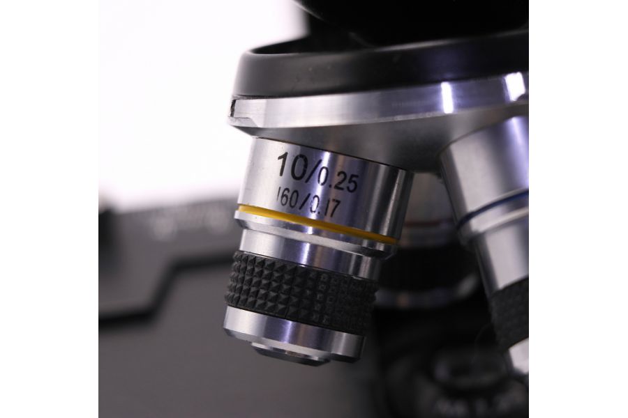 Микроскоп Levenhuk 320 BASE монокулярный (China)