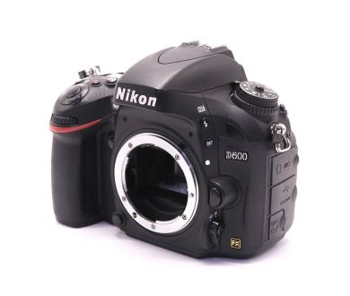 Nikon D600 body (пробег 16030 кадров)