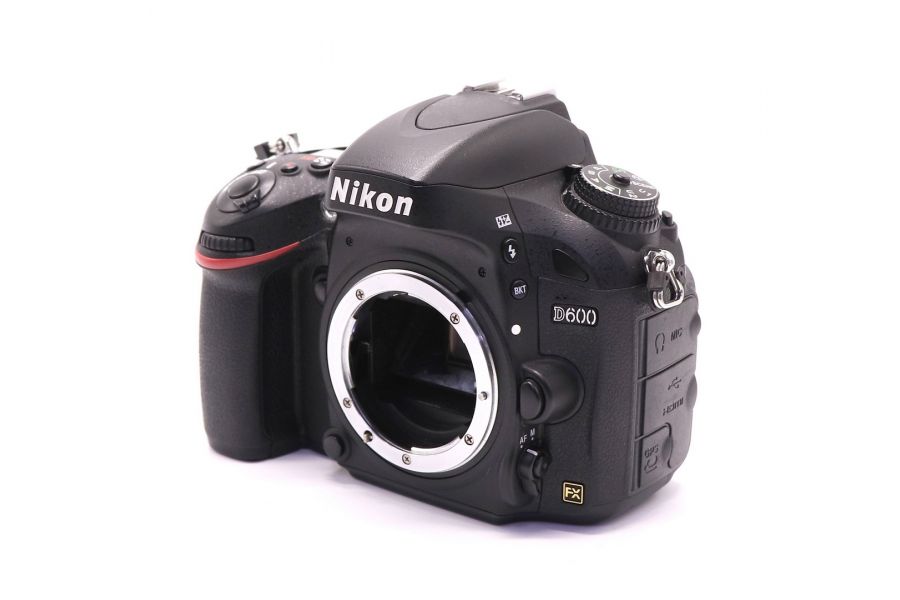 Nikon D600 body (пробег 16030 кадров)